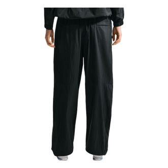 Nike (WMNS) Nike Sportswear Mid-Rise Lightweight UV Pants Asia Sizing Black IO3377-010