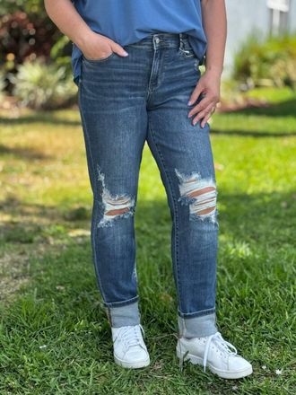 Judy Blue First Date Boyfriend Jeans In Dark Wash