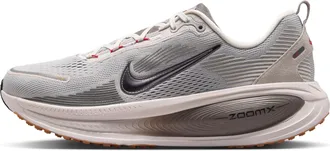 Nike Mens Vomero 18 Road Running Shoes in Grey | IV5666-097
