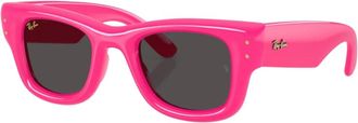 Ray-Ban Rb 4940 Wayfarer Puffer Zonnebril - unisex - Zonnebrillen - Roze - 47 MM - Nylon - Accessoires