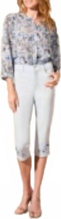 Tribal Sophia Curvy Embroidered Stretch Capri Jean In Light Blue Denim