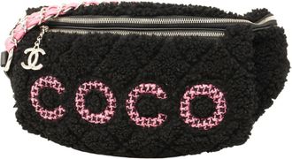 Chanel Black Leather Fanny Pack (Pre-Owned)