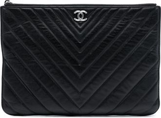 Chanel Pre-owned Womens Cc Chevron Calfskin Clutch - Black Leather - One Size