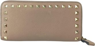 Valentino Garavani Beige Leather Long Wallet (Bi-Fold) (Pre-Owned)