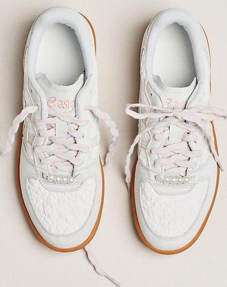 Asics Skyhand OG Suede Sneakers