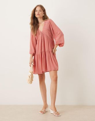 Nobody's Child Marley - Vestito corto bohémien color rosa polvere con scollo a V