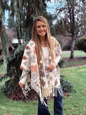 Stetson Womens Blanket Wrap In Gray Aztec