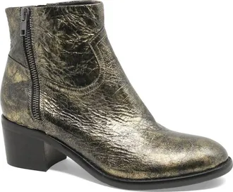 Django & Juliette Womens Rarla Ankle Boots In Black Gold Distressed Leather