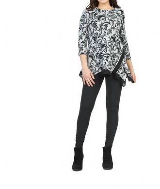 Papillon Filigree Angle Hem Sweater In Grey