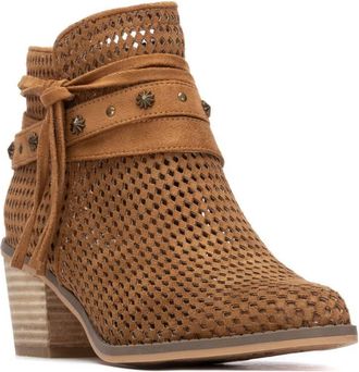 Xti Refresh Collection Womens Suede Ankle Booties