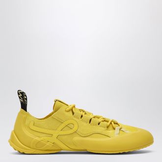 Loewe Sneakers Grip in pelle di vitello scamosciata gialla