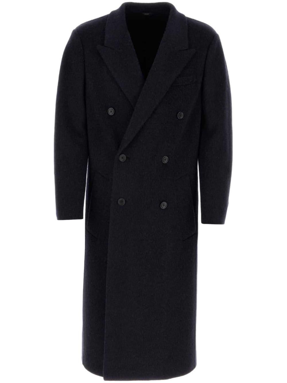 Lungo Fendi Sciallato Cappotto Collo Vestaglia. コート E A Maniche