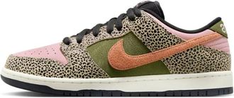 Nike Fitness, Heren, Veelkleurig, 42 1/2 EU, Leer, SB Dunk Low Arts-Rec