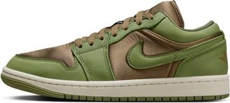 Nike Jordan Schoenen, Dames, Groen, 40 EU, Satijn, Lage Wmns Olive Satijnen Sneakers