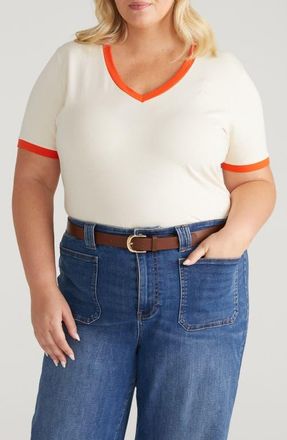 Universal Standard V-Rex Tee in Chamomile With Poppy at Nordstrom