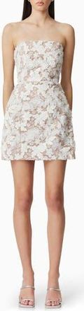 Elliatt Vonni Beaded Floral Appliqu&eacute; Strapless Cocktail Dress in Ivory at Nordstrom Rack, Size X-Large