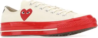 Comme Des Gar&ccedil;ons Unisex Heart-Appliqu&eacute;d Canvas Sneaker White Cotton