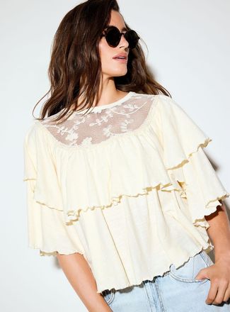 Icone Womens Crocheted-collar ruffled T-shirt