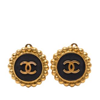 Chanel Tweedekans Cc Gouden Geplateerde En Emaille Ronde Clip Oorbellen