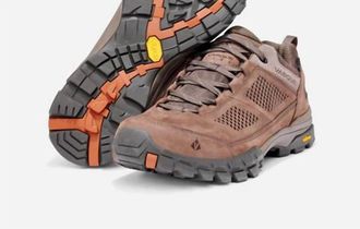Red Wing Shoes Vasque Mens Casual Trail Shoe 7364 In Brown