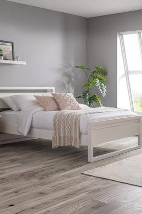 Julian Bowen Venice Bed in White | Size: Double