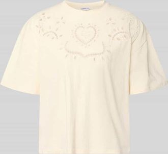 Jake*s Casual T-Shirt mit Lochstickerei und Rundhalsausschnitt in Beige, Gr&ouml;&szlig;e XXL