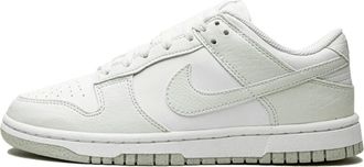 Nike Dunk Low Next Nature Sneakers - Dames - Skateschoenen - Groen - 36 EU - Leer - Fitness