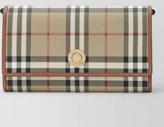 Burberry na clutch bag