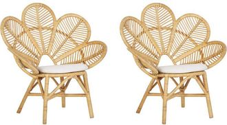 Beliani Conjunto De 2 Sillas Pavo Real De Rat&aacute;n Beige Natural 107 Cm Coj&iacute;n Florentine