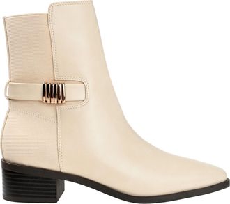 Journee Collection Aubrie Off White AUBRIE-OWH Womens