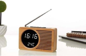 OEM Radio R&eacute;veil - Bois Naturel - Affichage Ann&eacute;e Mois Jour Heure Temp&eacute;rature - Alimentation Usb + Pile Cr2032 - 1 Pi&egrave;ce