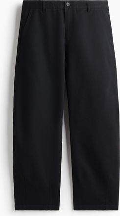 H&M Chino in Relaxed Fit - Schwarz