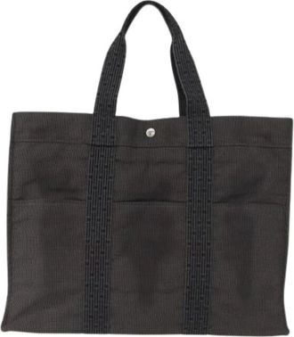 Herm&egrave;s Pre-owned Tote Bags, female, Gray, Size: ONE SIZE Pre-owned Fourre-tout herline