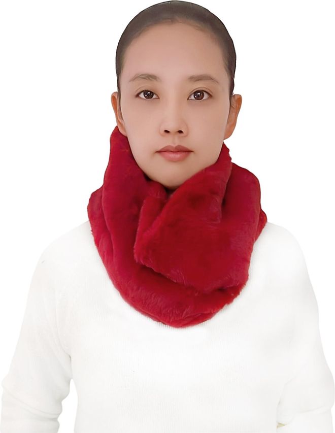 Women\'s Dark Red Oversized Winter Long Pile Fur Wide Moldable Brim Warmer Cap Women main image 3
