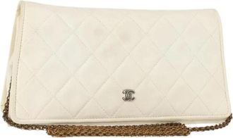Chanel Pre-owned Shoulder Bags, female, White, Size: ONE SIZE Pre-owned Vintage Leather Shoulder Bag