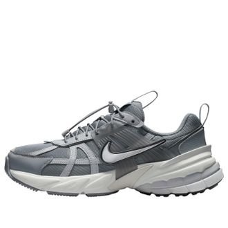 Nike (WMNS) Nike V2K Run Cool Grey Photon Dust IH0388-002