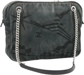 Chanel Pre-owned Shoulder Bags, female, Black, Size: ONE SIZE Pre-owned Vintage Canvas Shoulder Bag