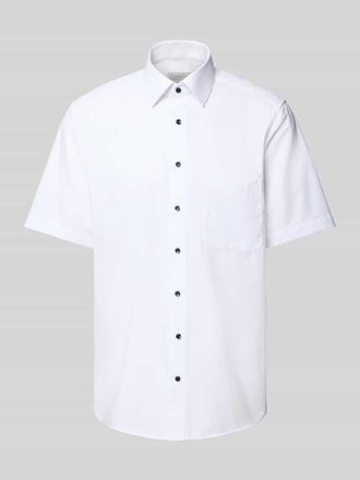 Eterna Comfort Fit Kurzarmhemd mit Kentkragen in Weiss, Gr&ouml;&szlig;e 43