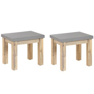 Beliani Conjunto De 2 Taburetes De Jard&iacute;n De Cemento Reforzado Gris Con Base De Madera De Acacia Industrial Ostuni