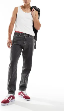 Tommy Jeans Isaac relaxed tapered jeans in black