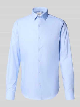 Calvin Klein Slim Fit Business-Hemd mit Kentkragen in Bleu, Gr&ouml;&szlig;e 38