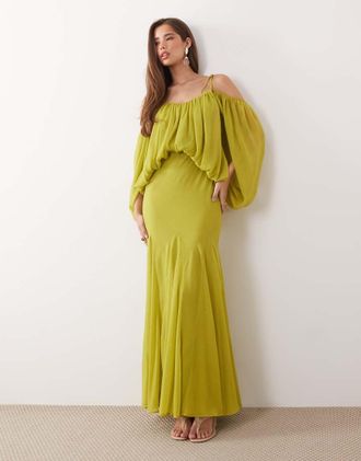 Asos Vestito lungo verde oliva con corpino sblusato, maniche con spacco e gonna voluminosa con godet
