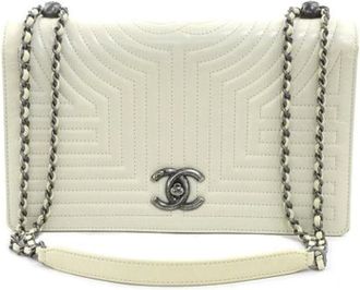 Chanel Pre-owned Cross Body Bags, female, Beige, Size: ONE SIZE Pre-owned Leather chanel-bags