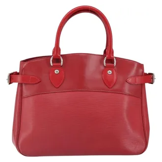 Louis Vuitton Passy Tote Epi Leather Red Leather Handbag (Pre-Owned)