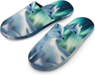 Generic Fox in Snowy Winter Wildlife Mens Slippers Warm Non-Slip Houes Shose Spa Slipper for Home Bedroom