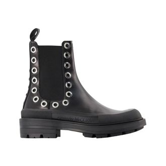 Alexander McQueen Schoenen, Heren, Zwart, 44 EU, Leer, Oversized Tread Chelsea Boots