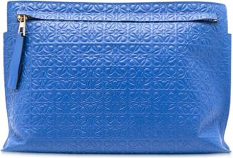Loewe Pre-owned Loewe Embossed Anagram Repeat T Clutch Ladies 521609