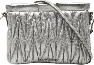 Miu Miu Pre-owned Quilted Nappa Crossbody Bag - Dames - Vintage Schoudertas - Grijs - ONE Size - Leer - Vintage