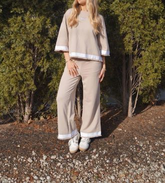 Margittes Short Sleeve Top With Trim In Beige