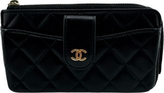 Chanel Black Leather (Pre-Owned)